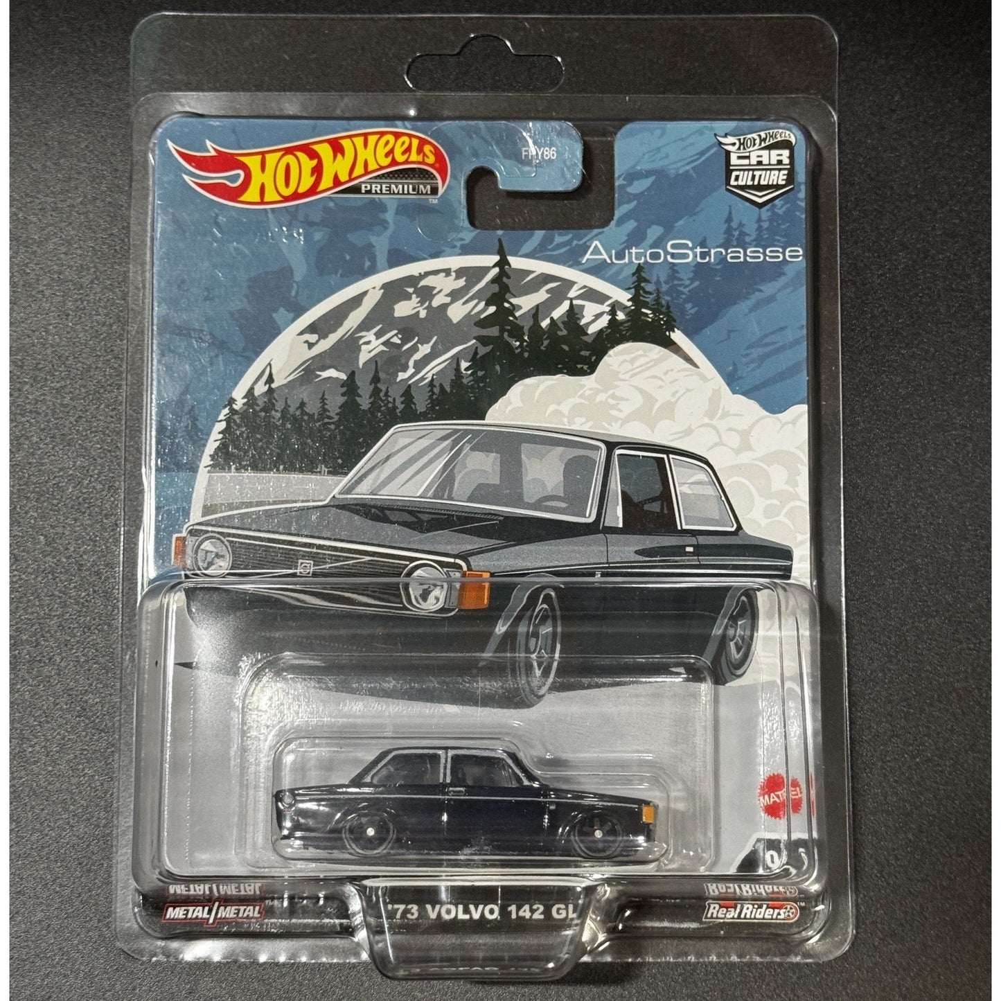 Hot Wheels Car Culture AutoStrasse Volvo 142 GL CHASE w/ Protector