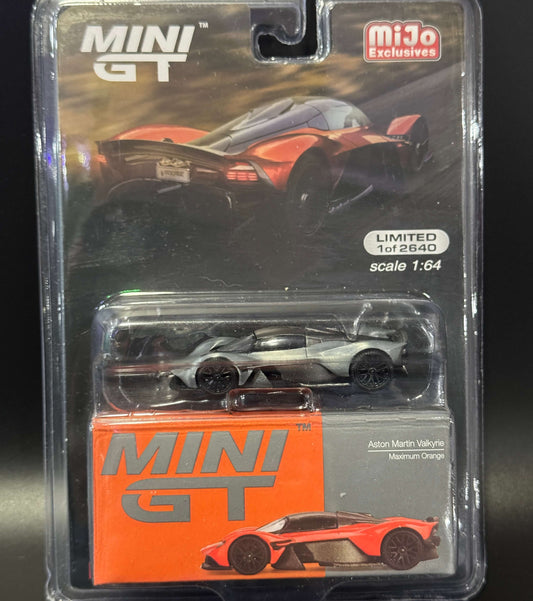 Mini GT Aston Martin Valkyrie Maximum Orange MGT00678 - CHASE