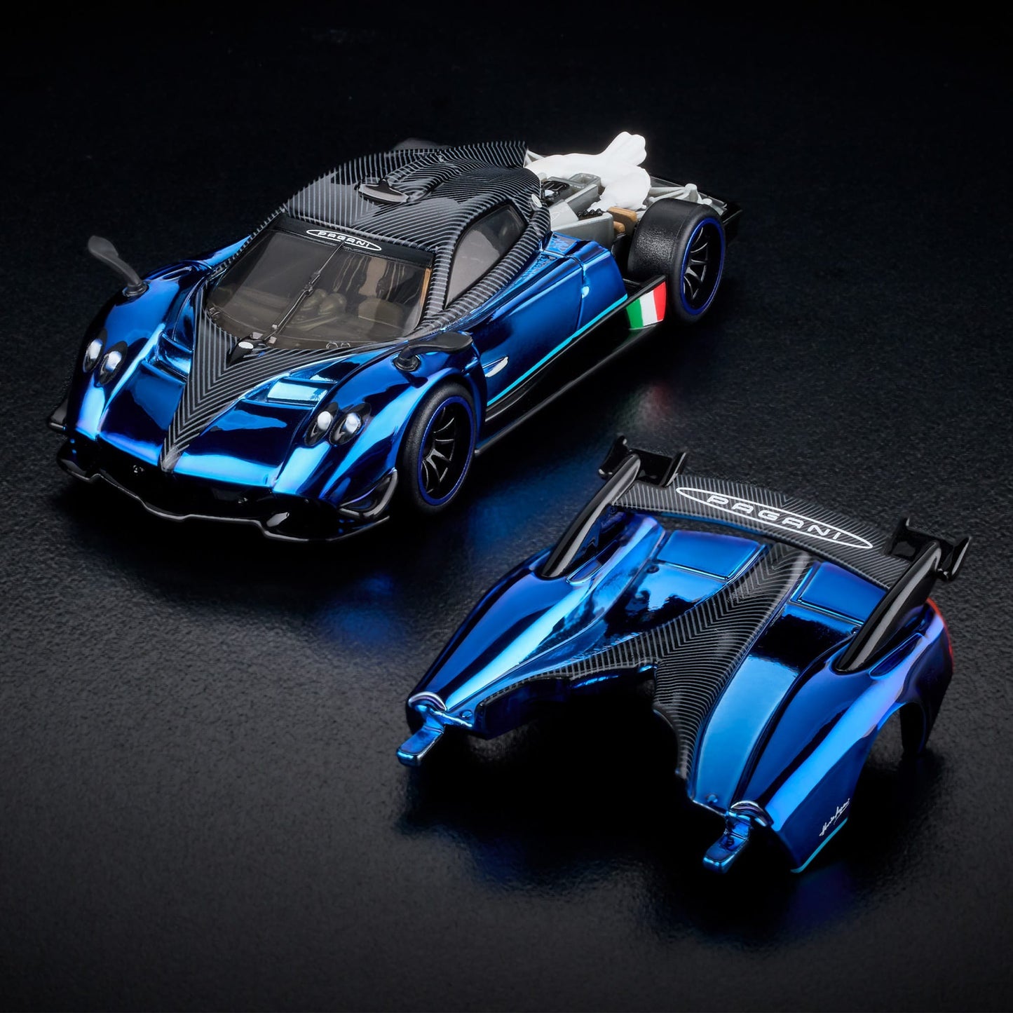 Hot Wheels RLC Exclusive 2021 Pagani Huayra R - Blue