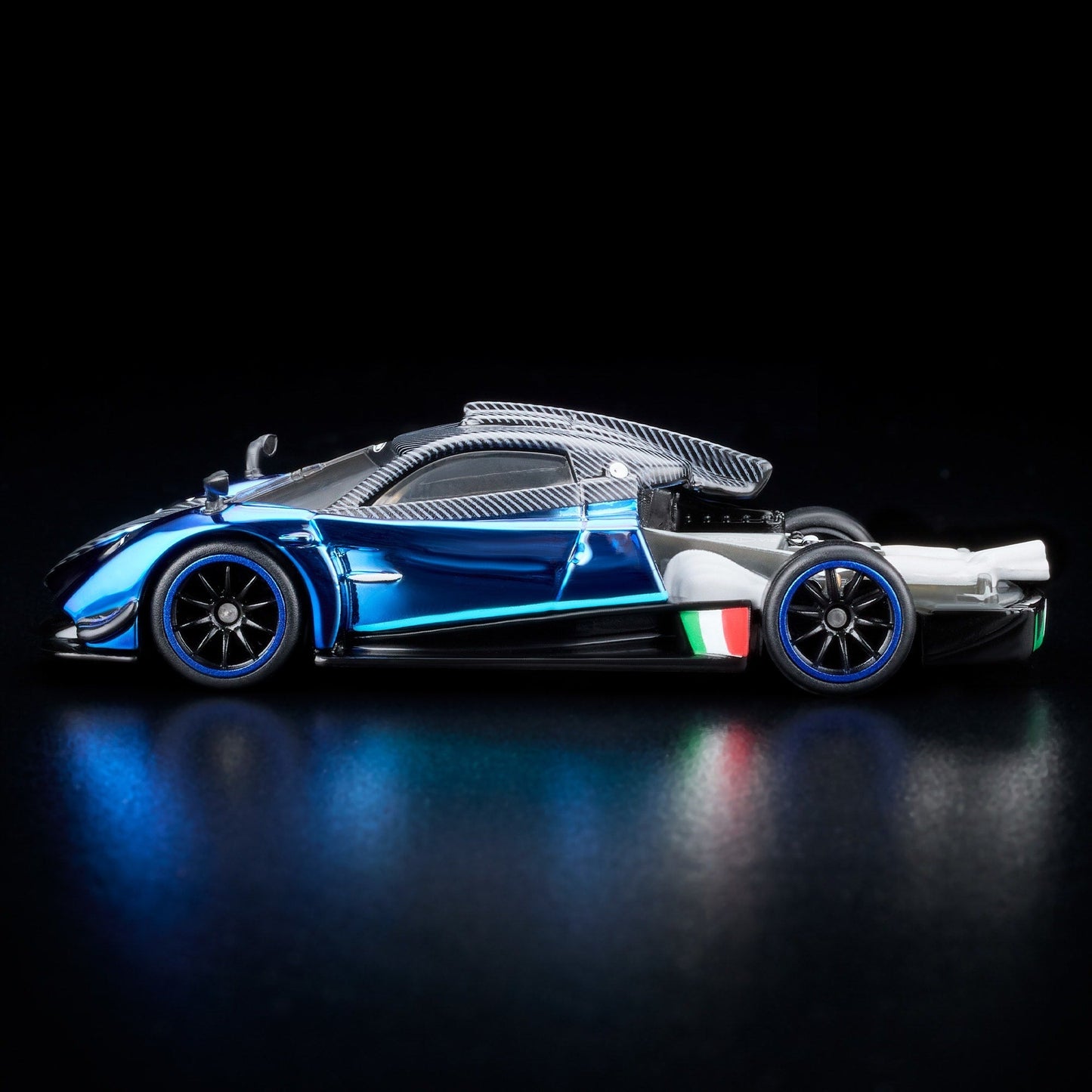 Hot Wheels RLC Exclusive 2021 Pagani Huayra R - Blue