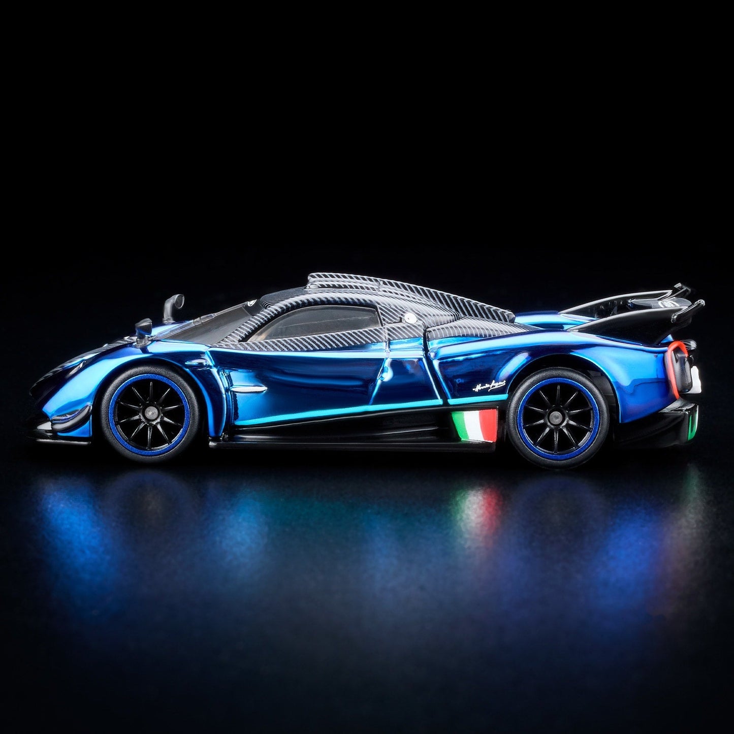 Hot Wheels RLC Exclusive 2021 Pagani Huayra R - Blue